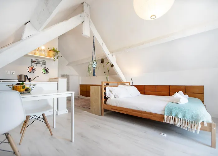 Apartment Pompeu Art Nouveau